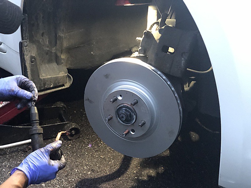 how and when to service your brakes preventive maintenance of rotors  pads  and calipers