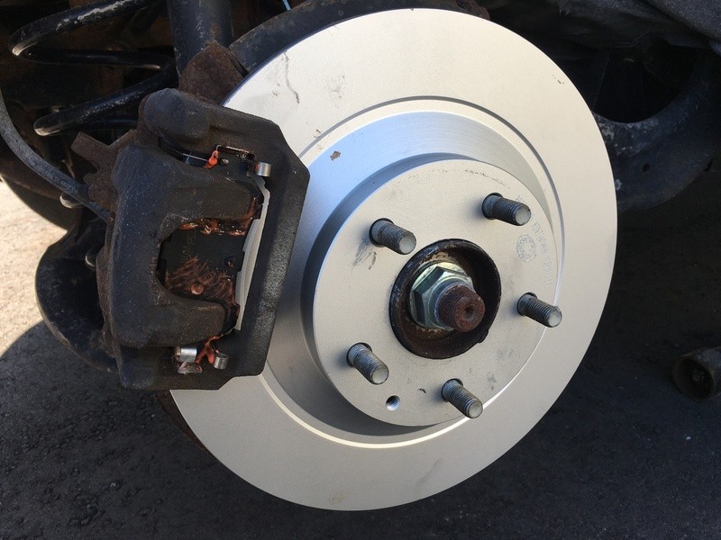 Why Do Semi Truck Brakes Squeal